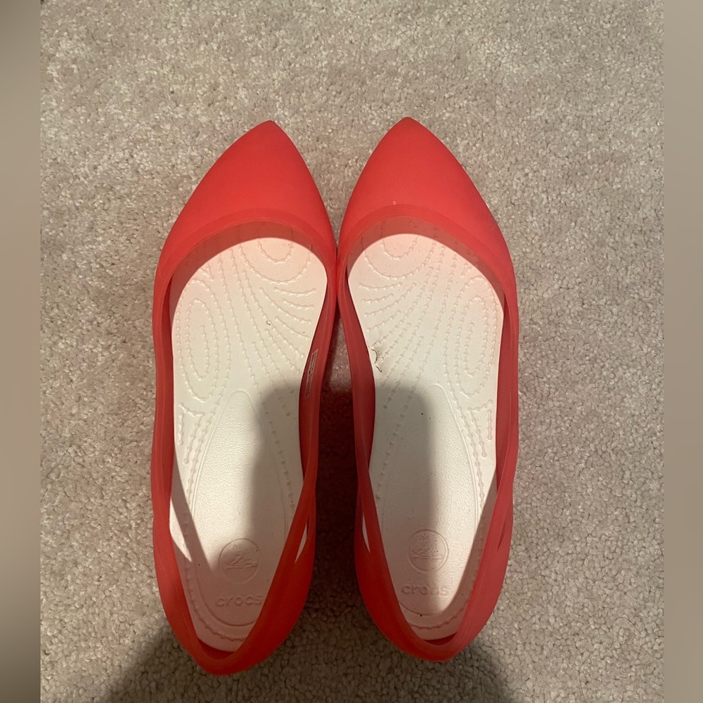 Crocs women’s shoes